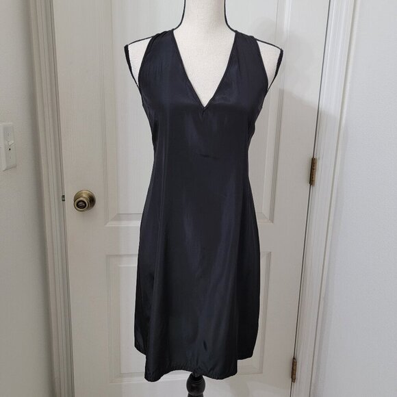 Marni Size 38 (US 6-8) Black V-Neck Little Black Dress, Excellent Used Condition - Picture 1 of 12